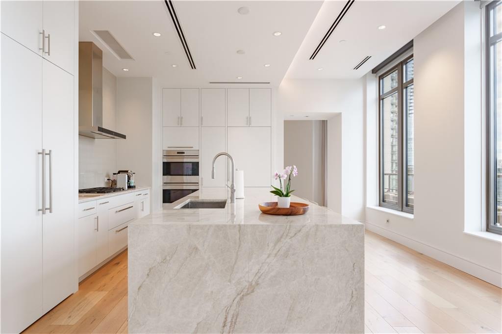 3376 Peachtree Rd #32A Atlanta, GA 30326