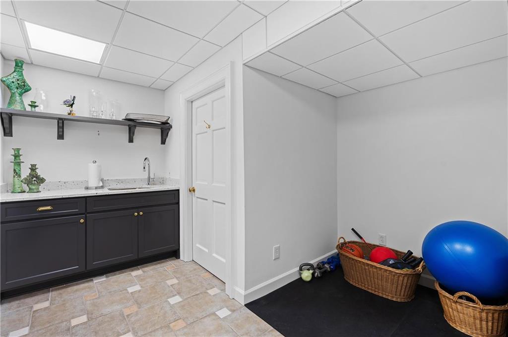 601 Townsend Pl Atlanta, GA 30327