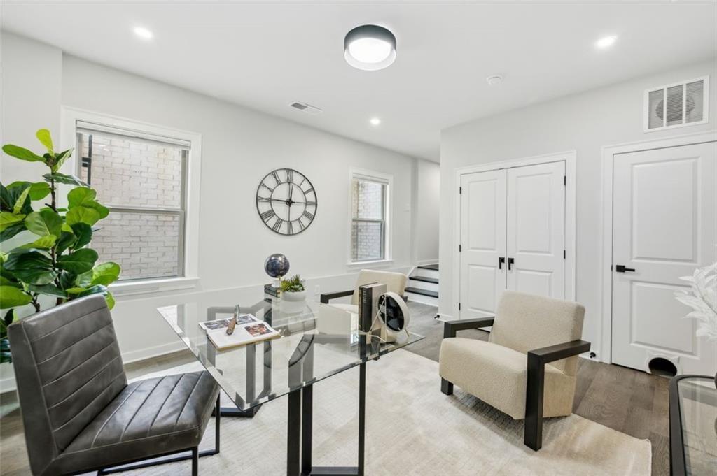 2090 Emmet Park Ln #425 Decatur, GA 30033