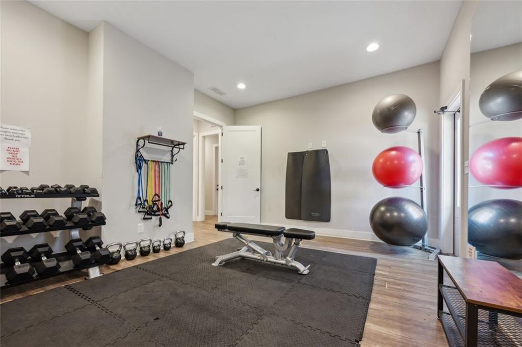 2090 Emmet Park Ln #425 Decatur, GA 30033