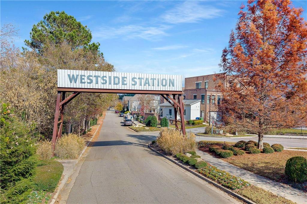 1918 Kings Cross Atlanta, GA 30318