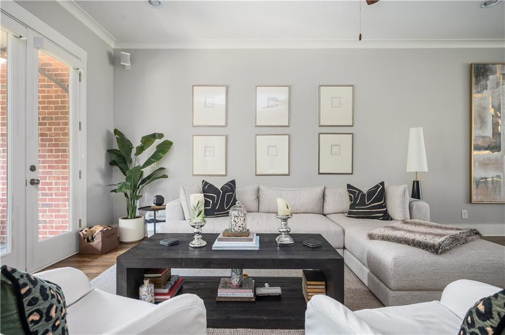 1918 Kings Cross Atlanta, GA 30318