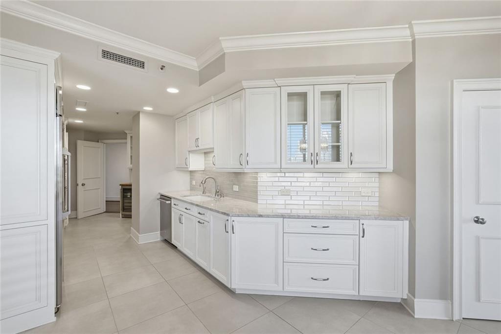 2660 Peachtree Rd #20D Atlanta, GA 30305