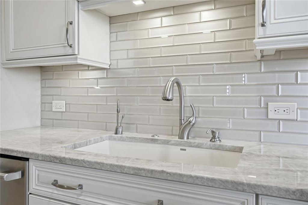 2660 Peachtree Rd #20D Atlanta, GA 30305