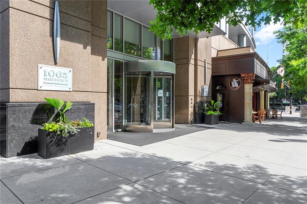 1065 Peachtree St #3005 Atlanta, GA 30309