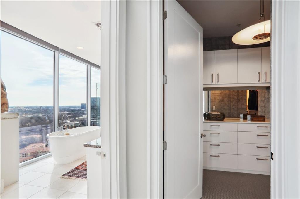 1065 Peachtree St #3005 Atlanta, GA 30309