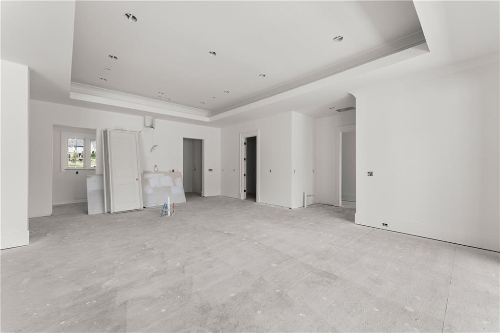 5071 Kings Close Alpharetta, GA 30004 5071 Kings Close Alpharetta, GA 30004