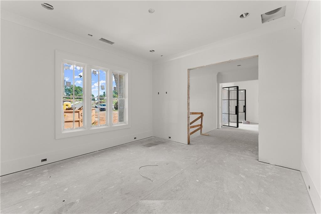 5071 Kings Close Alpharetta, GA 30004 5071 Kings Close Alpharetta, GA 30004