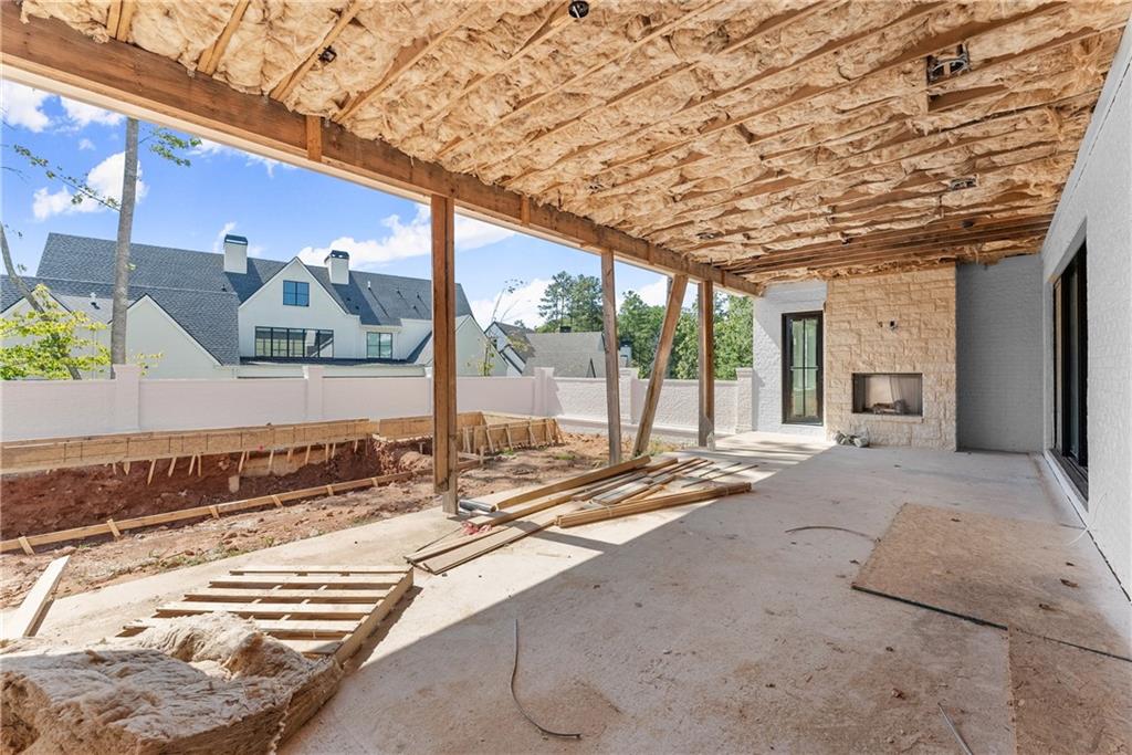 5071 Kings Close Alpharetta, GA 30004 5071 Kings Close Alpharetta, GA 30004
