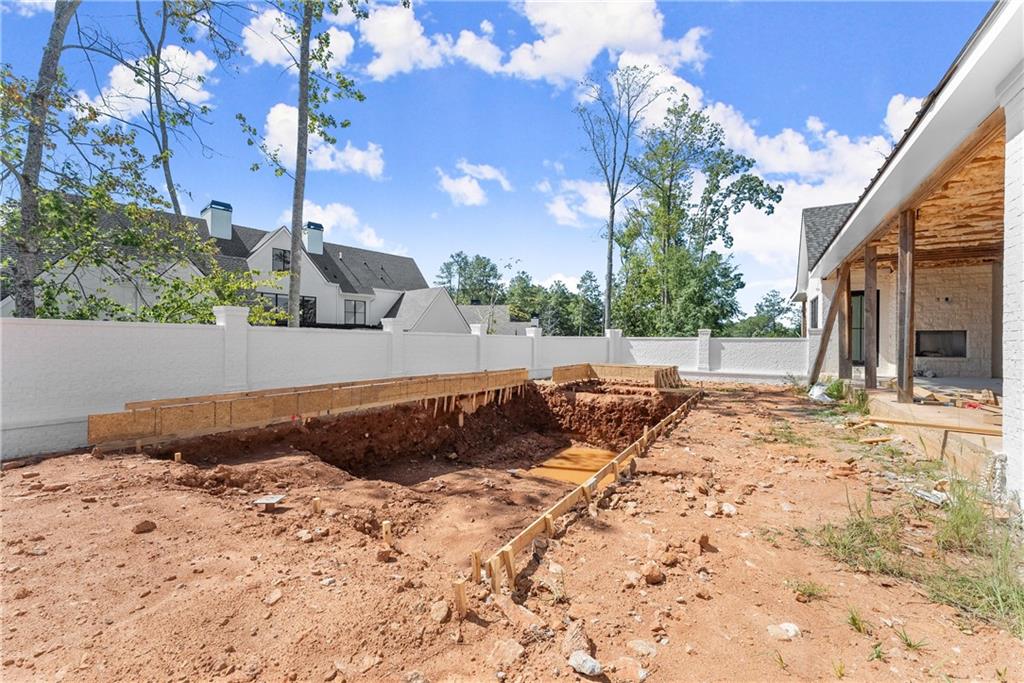 5071 Kings Close Alpharetta, GA 30004 5071 Kings Close Alpharetta, GA 30004