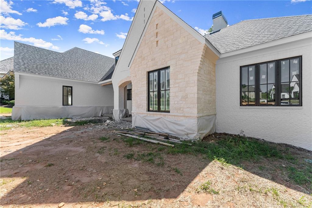 5071 Kings Close Alpharetta, GA 30004 5071 Kings Close Alpharetta, GA 30004