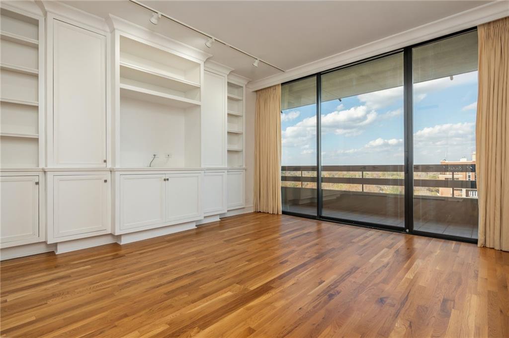 2660 Peachtree Rd #22E Atlanta, GA 30305