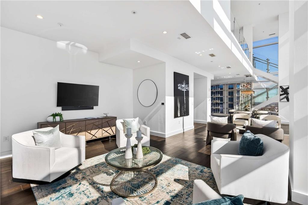 45 Ivan Allen Junior Blvd #2705 Atlanta, GA 30308