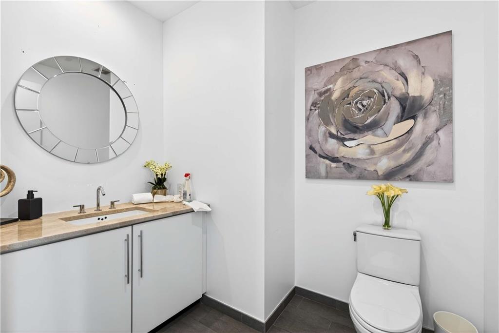 45 Ivan Allen Junior Blvd #2705 Atlanta, GA 30308