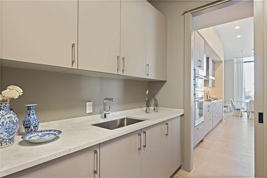 2425 Peachtree Rd #1802 Atlanta, GA 30305