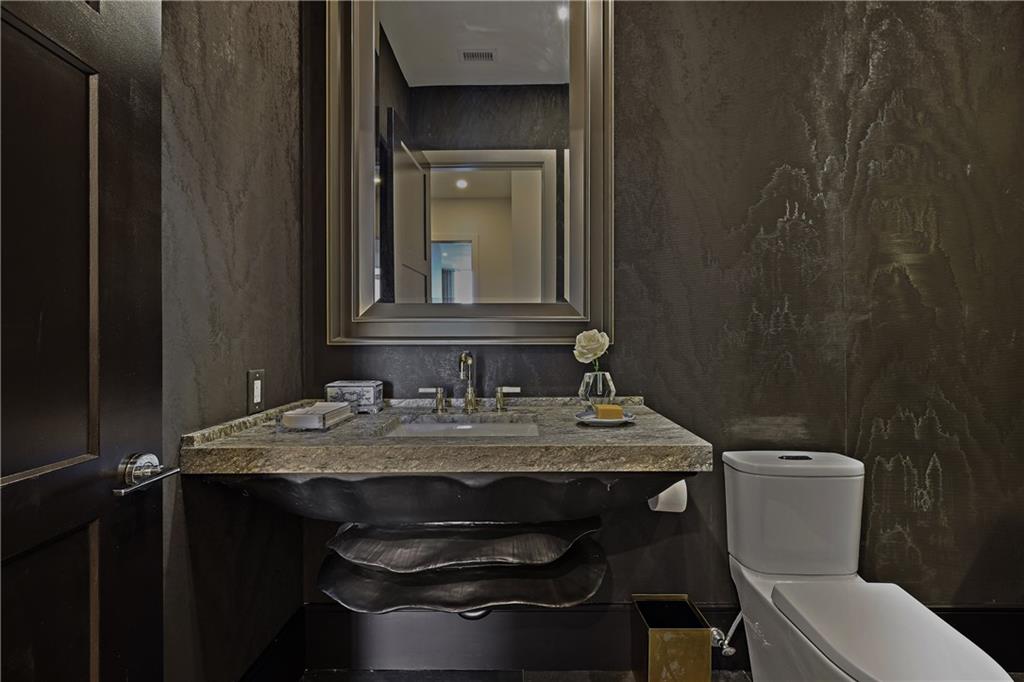 2425 Peachtree Rd #1802 Atlanta, GA 30305