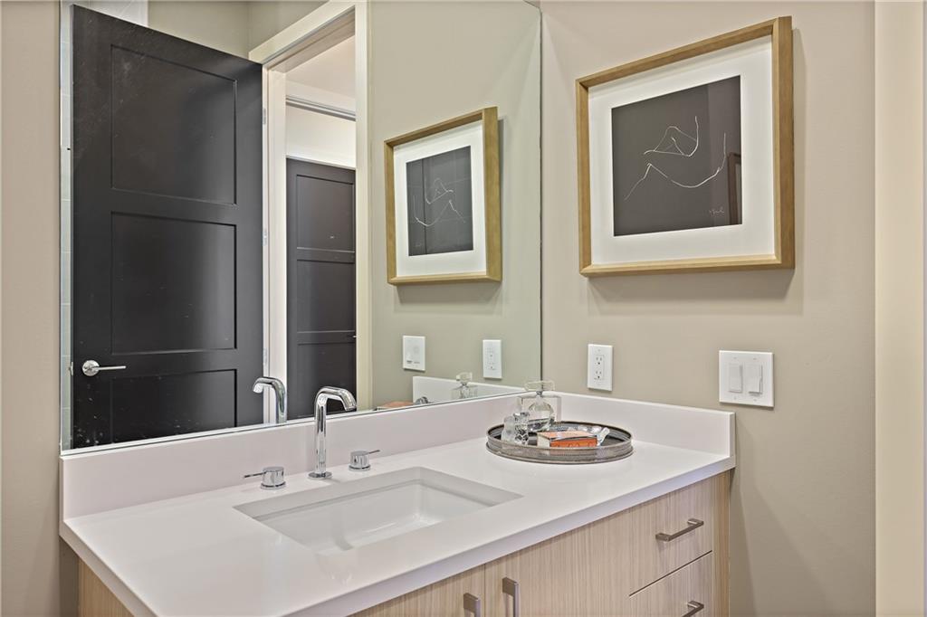 2425 Peachtree Rd #1802 Atlanta, GA 30305