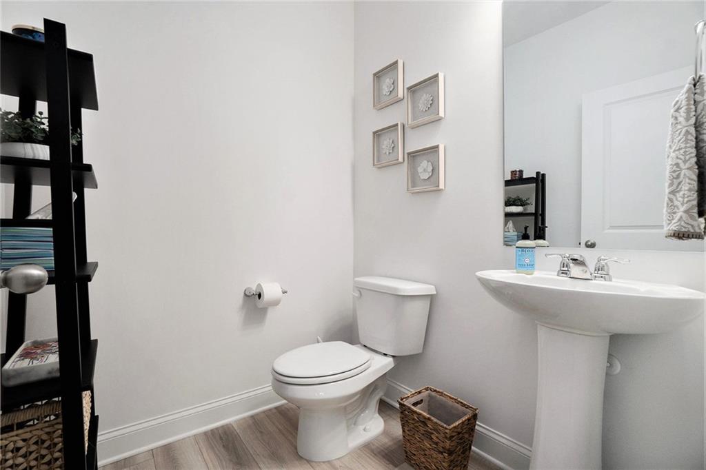 6141 Ogeechee Rd Smyrna, GA 30126