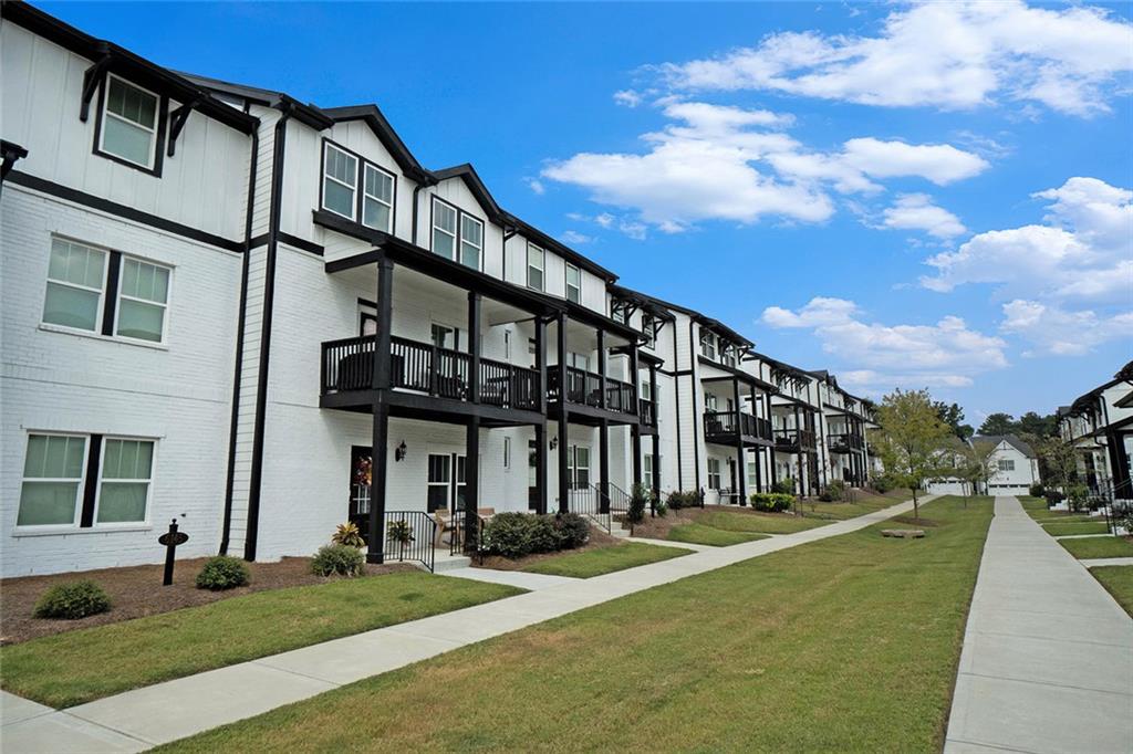 6141 Ogeechee Rd Smyrna, GA 30126