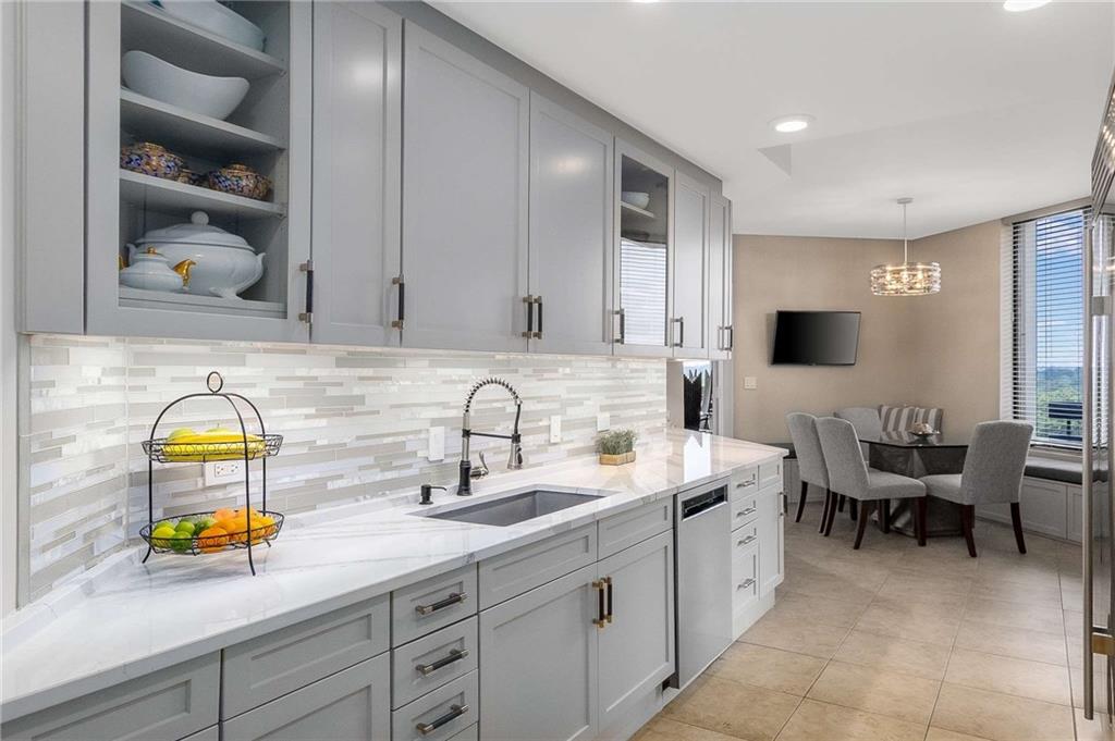 2660 Peachtree Rd #13F Atlanta, GA 30305