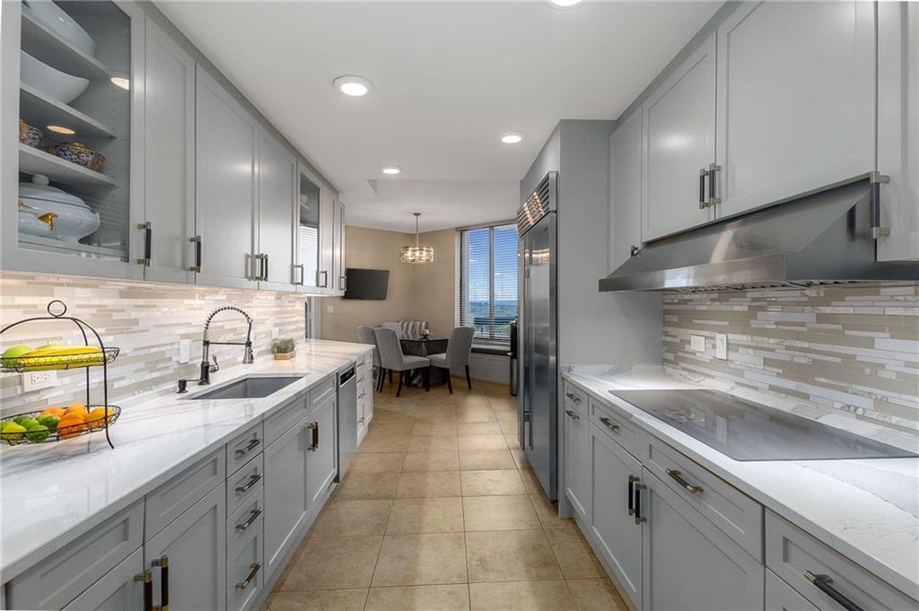 2660 Peachtree Rd #13F Atlanta, GA 30305