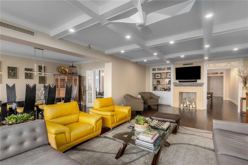 2660 Peachtree Rd #13F Atlanta, GA 30305