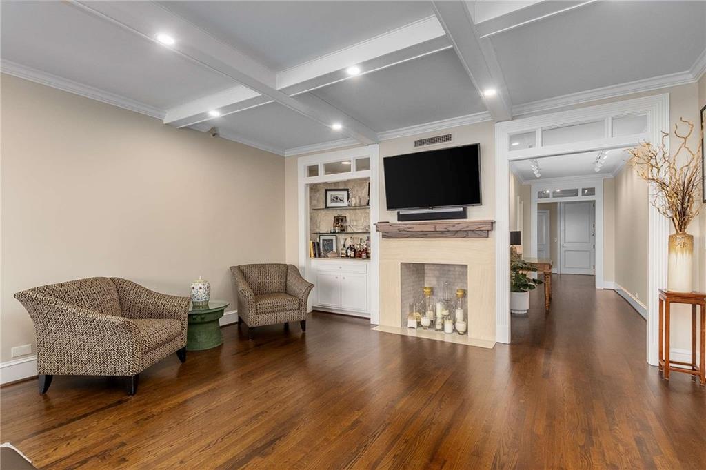 2660 Peachtree Rd #13F Atlanta, GA 30305