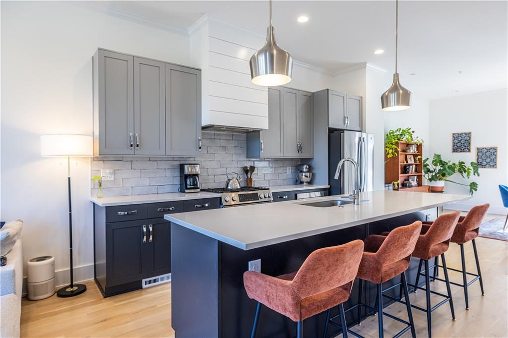 812 W College Ave Decatur, GA 30030