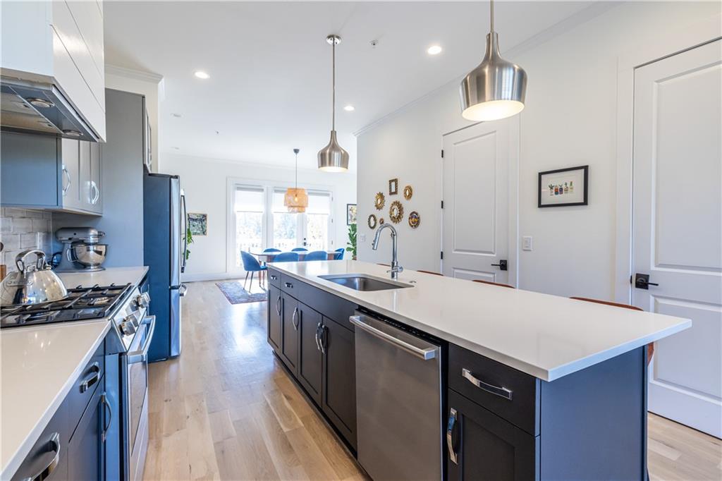 812 W College Ave Decatur, GA 30030