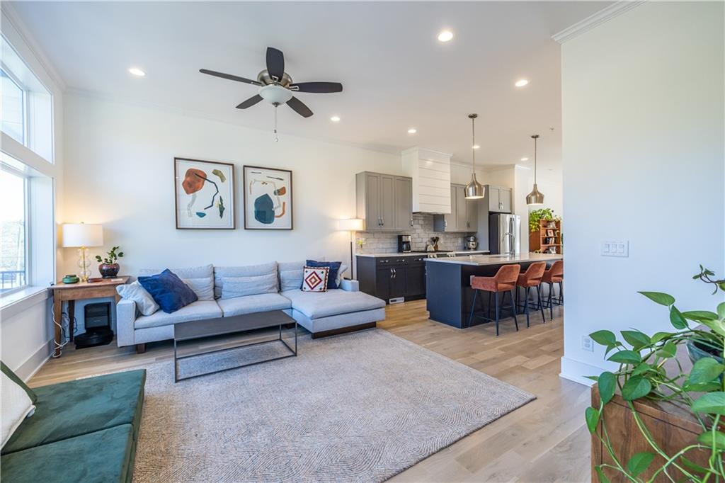 812 W College Ave Decatur, GA 30030