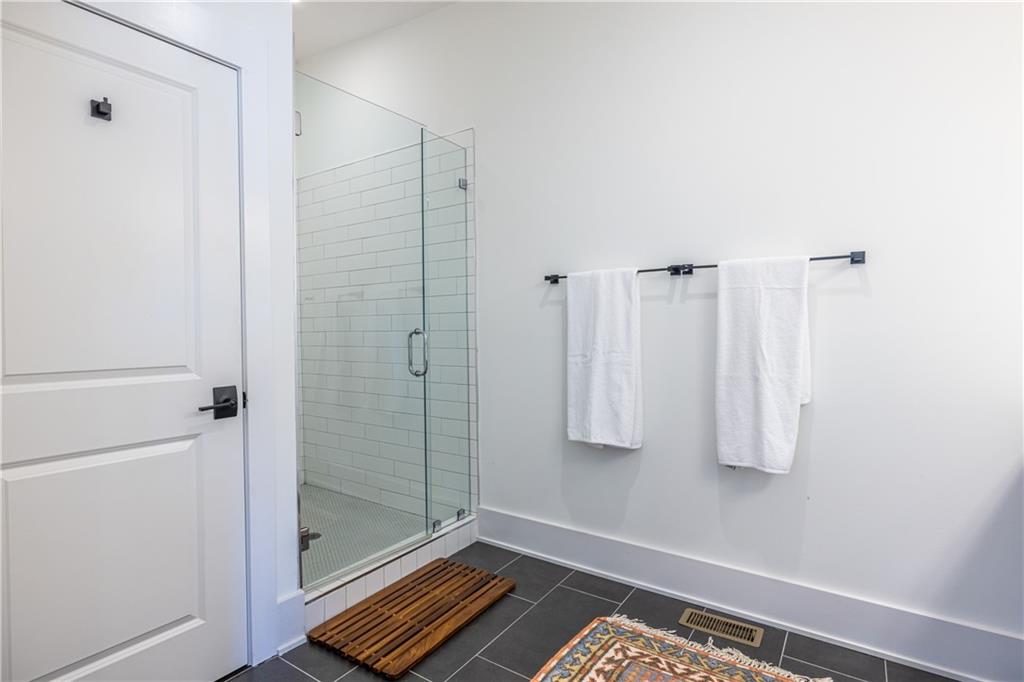 812 W College Ave Decatur, GA 30030