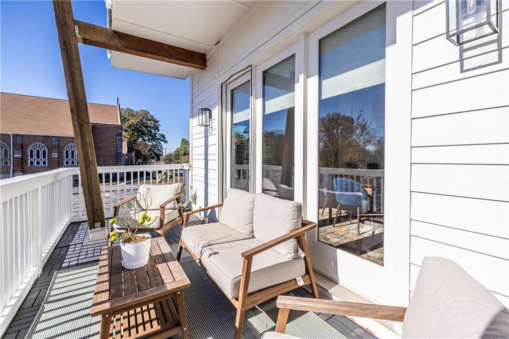 812 W College Ave Decatur, GA 30030