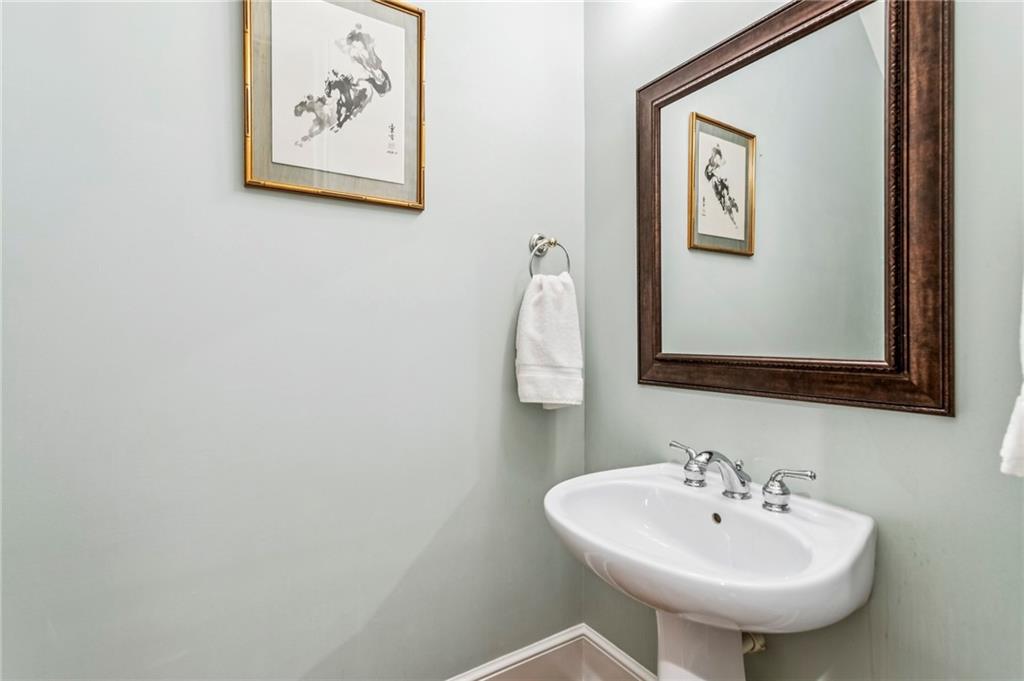 2289 Ivy Crst Ln Atlanta, GA 30339