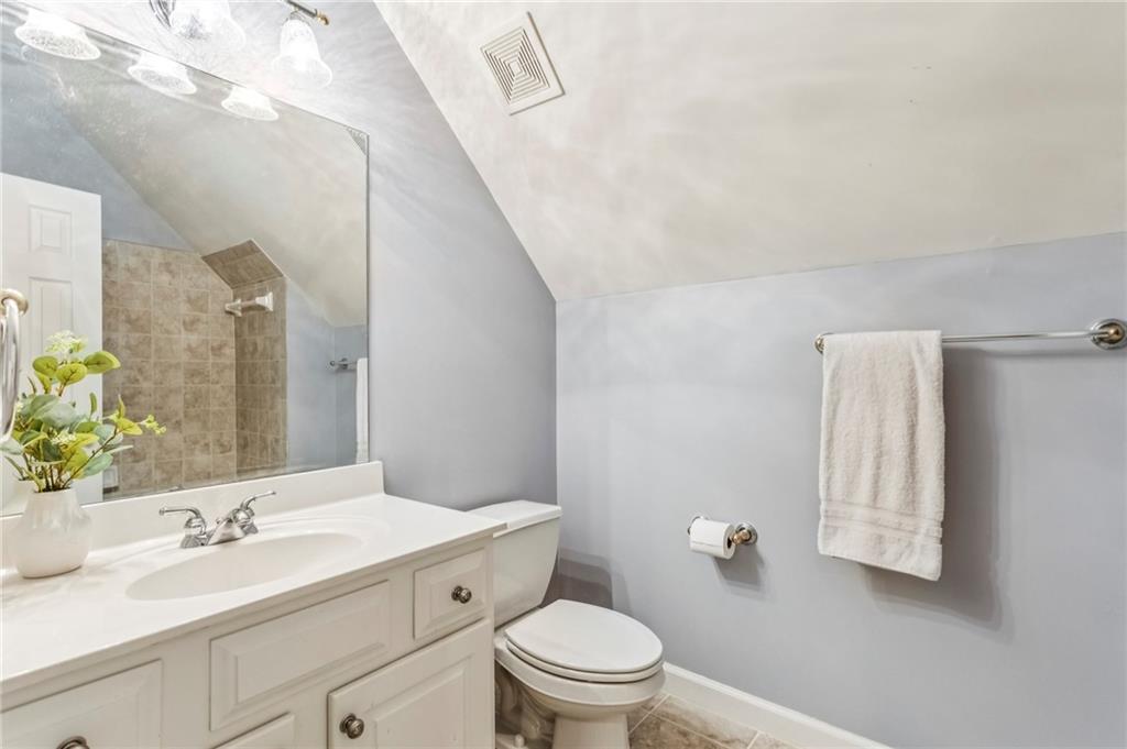 2289 Ivy Crst Ln Atlanta, GA 30339