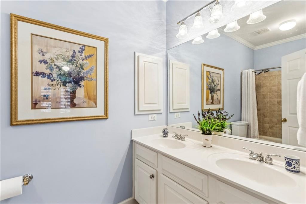 2289 Ivy Crst Ln Atlanta, GA 30339