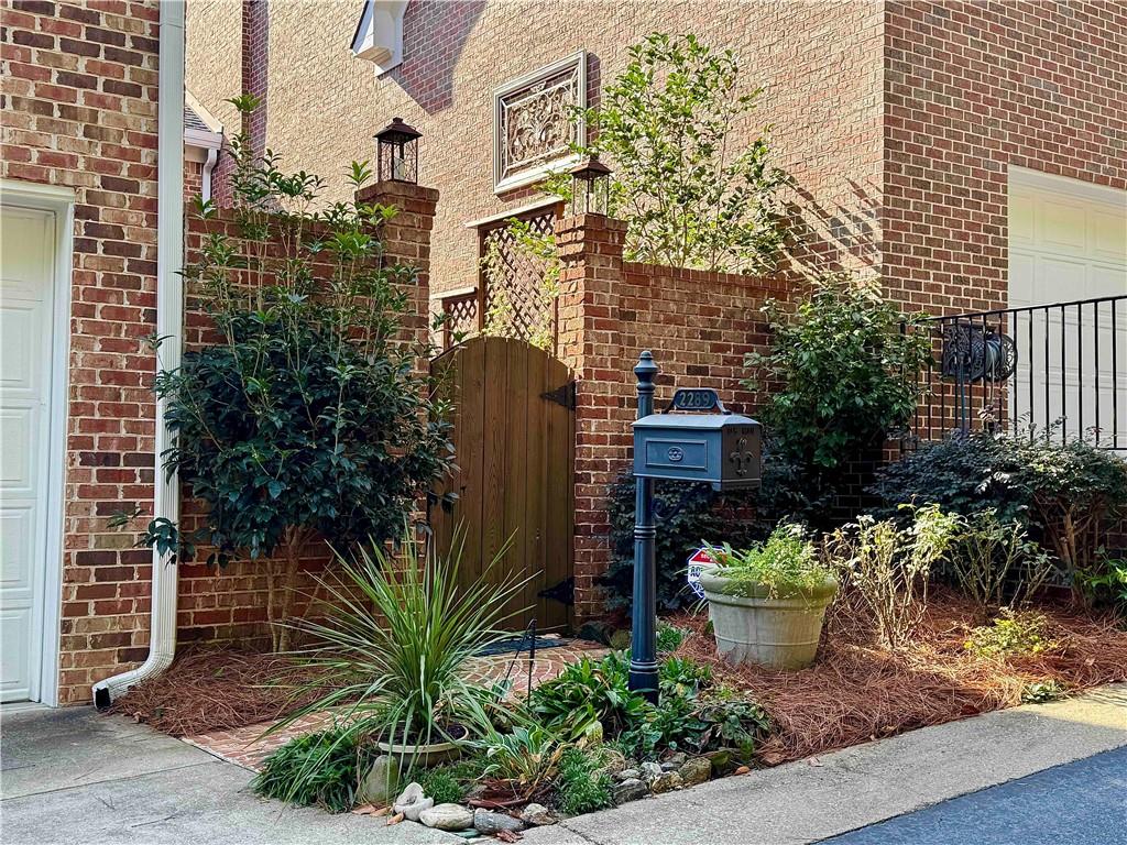 2289 Ivy Crst Ln Atlanta, GA 30339