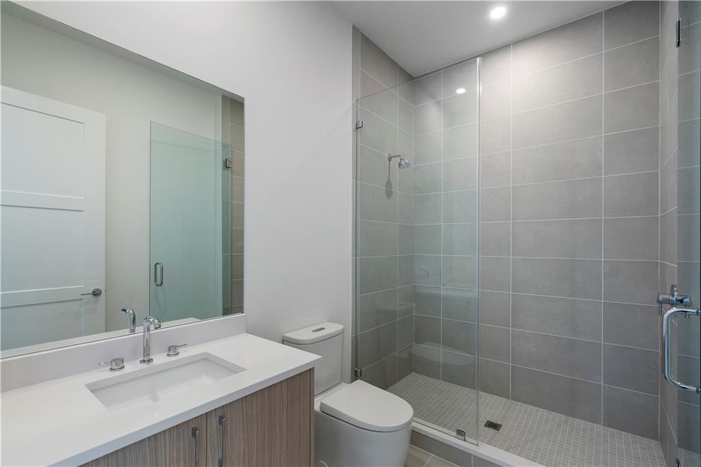 2425 Peachtree Rd #1806 Atlanta, GA 30305