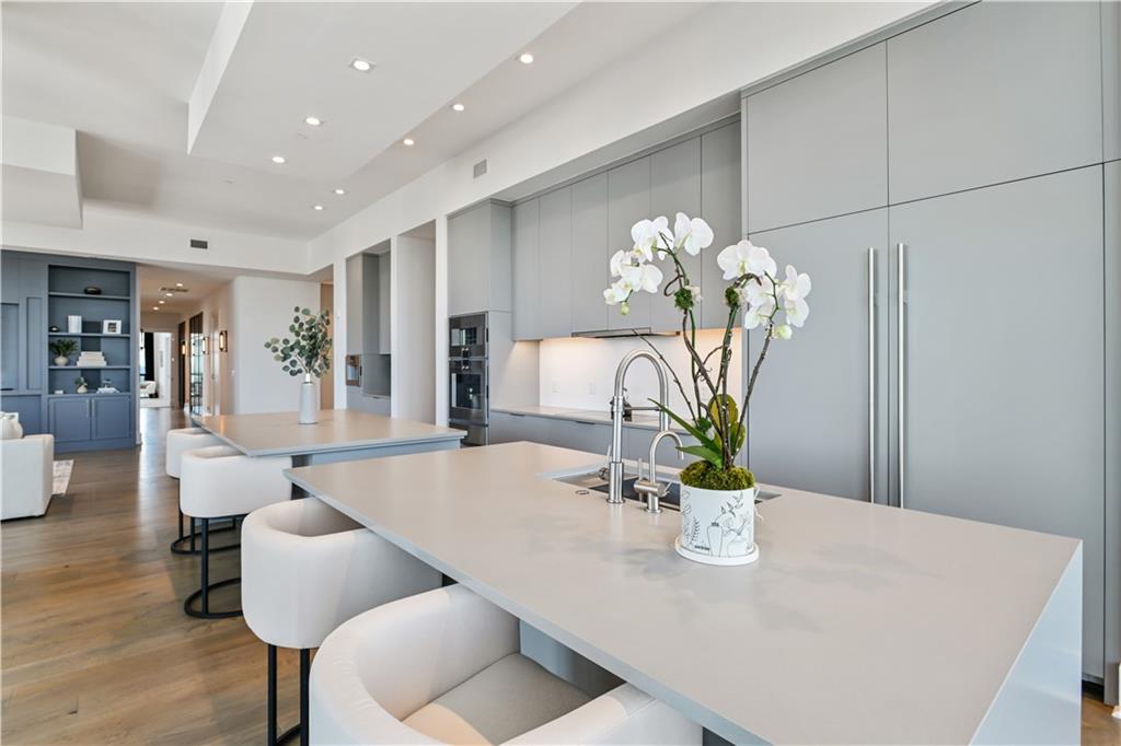 3107 Peachtree Rd #PH2003 Atlanta, GA 30305