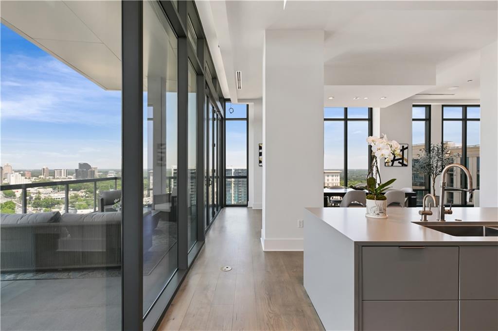 3107 Peachtree Rd #PH2003 Atlanta, GA 30305