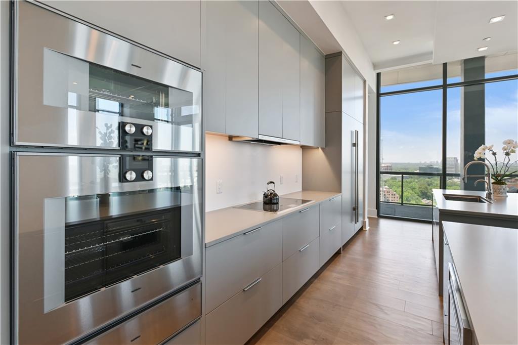 3107 Peachtree Rd #PH2003 Atlanta, GA 30305