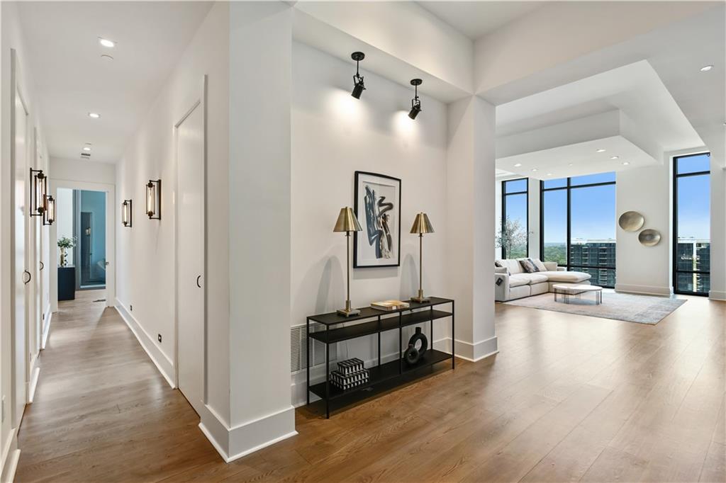 3107 Peachtree Rd #PH2003 Atlanta, GA 30305