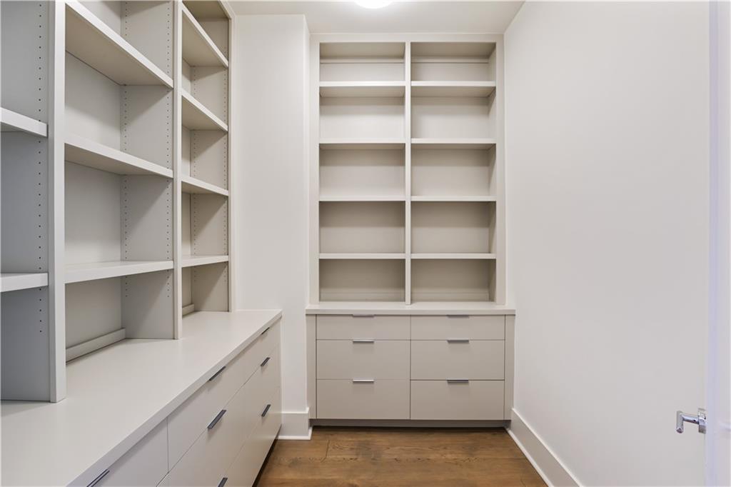 3107 Peachtree Rd #PH2003 Atlanta, GA 30305