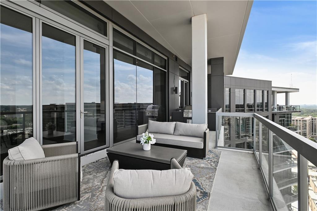 3107 Peachtree Rd #PH2003 Atlanta, GA 30305