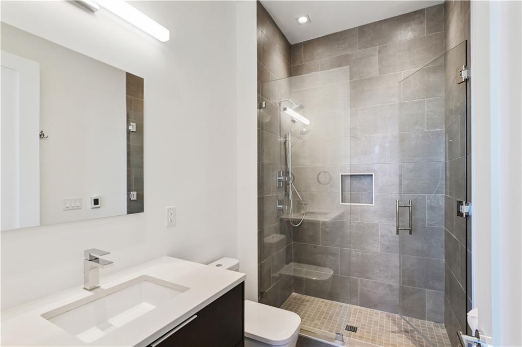 3107 Peachtree Rd #PH2003 Atlanta, GA 30305