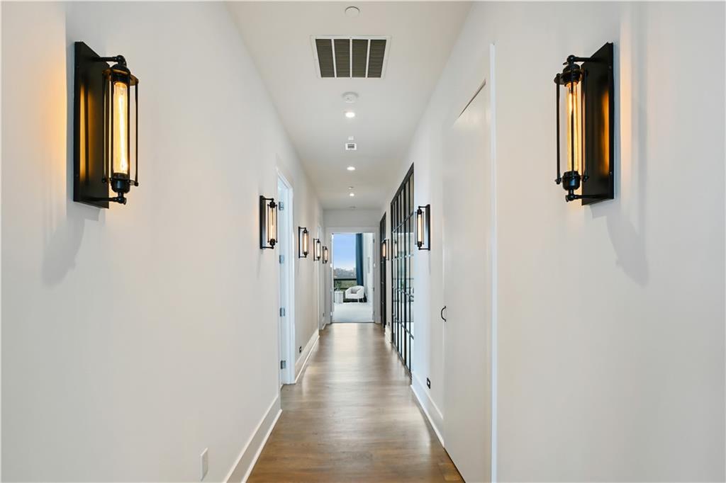 3107 Peachtree Rd #PH2003 Atlanta, GA 30305