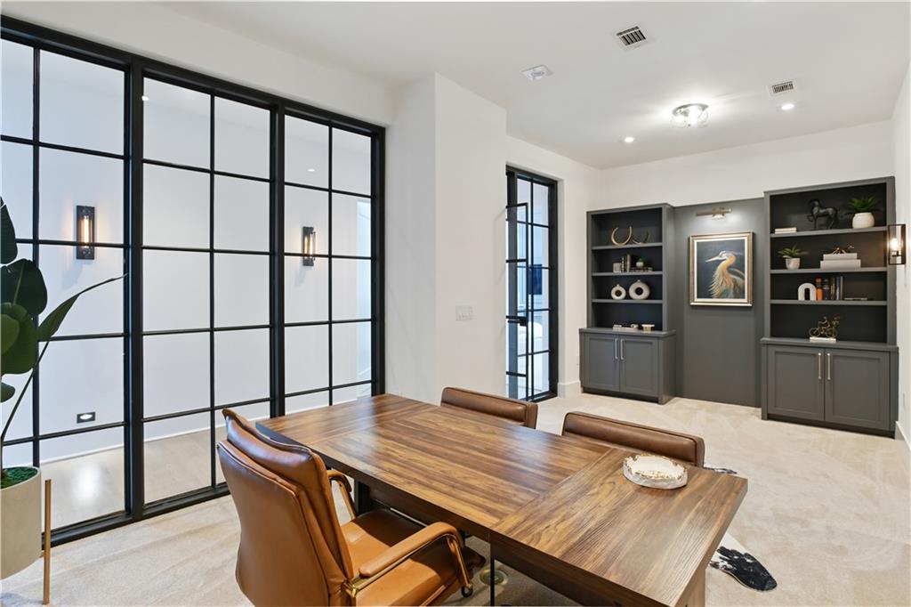 3107 Peachtree Rd #PH2003 Atlanta, GA 30305