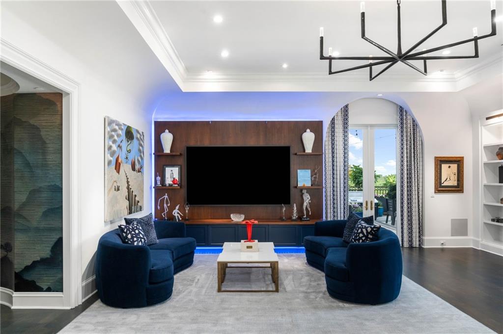 3286 Northside Pkwy #PH2 Atlanta, GA 30327