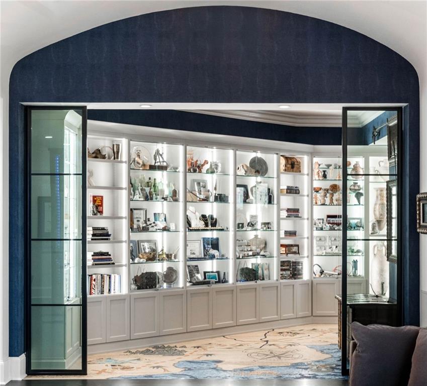 3286 Northside Pkwy #PH2 Atlanta, GA 30327