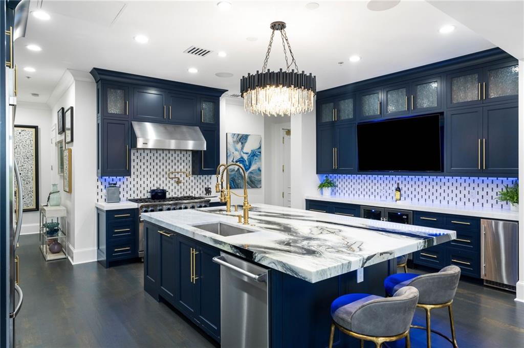 3286 Northside Pkwy #PH2 Atlanta, GA 30327