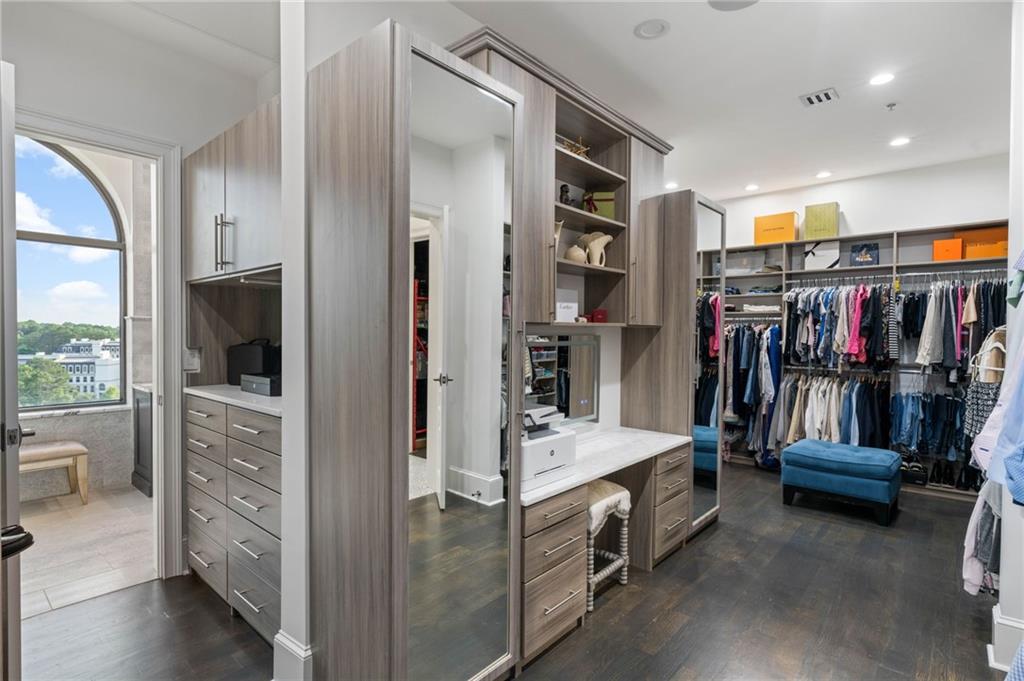 3286 Northside Pkwy #PH2 Atlanta, GA 30327